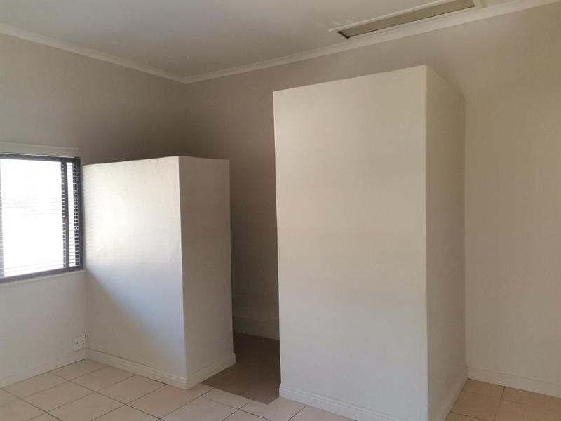 To Let 1 Bedroom Property for Rent in Sonstraal Western Cape